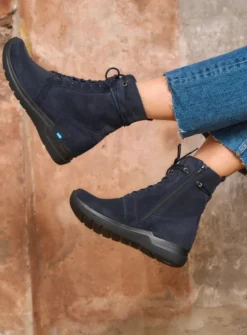 Hoge Veterschoenen|Veterlaarzen<Wolky Bluff - blauw suede blauwsuede