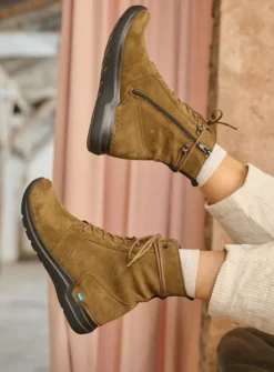 Hoge Veterschoenen|Veterlaarzen<Wolky Bluff - donker taupe suede donkertaupesuede
