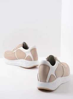 Lage Veterschoenen|Wandelschoenen<Wolky Bounce - beige-wit nubuck beige-witnubuck