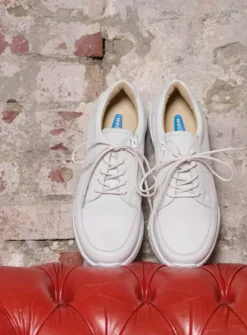 Lage Veterschoenen|Wandelschoenen<Wolky Bounce - wit leer witleer