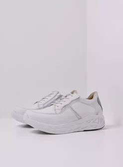 Lage Veterschoenen|Wandelschoenen<Wolky Bounce - wit/zilver leer wit/zilverleer