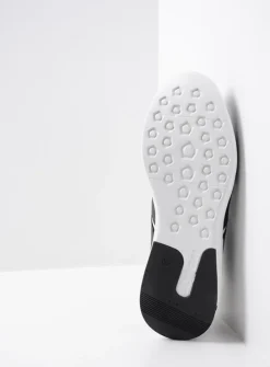 Lage Veterschoenen|Wandelschoenen<Wolky Bounce - zwart/wit leer zwart/witleer