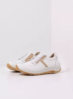 Lage Veterschoenen|Wandelschoenen<Wolky Comrie - wit/beige leer wit/beigeleer