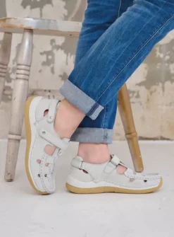 Bandschoenen<Wolky Esperanza - gebroken wit effectleer gebrokenwiteffectleer