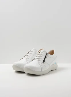 Lage Veterschoenen|Wandelschoenen<Wolky Feltwell - wit leer witleer