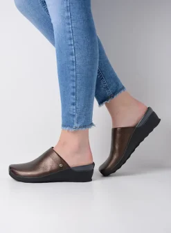 Slippers|Klompen<Wolky Go - brons leer bronsleer