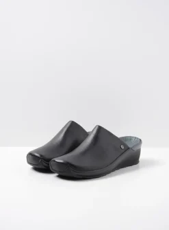 Slippers|Klompen<Wolky Go - zwart leer zwartleer