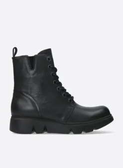 Veterlaarzen|Hoge Veterschoenen<Wolky Hope XW - zwart leer zwartleer