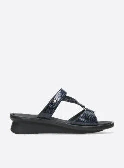 Slippers<Wolky Isa - blauw crocolook lakleer blauwcrocolooklakleer