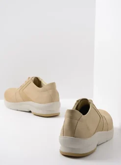 Lage Veterschoenen|Wandelschoenen<Wolky Omaha HV - beige nubuck beigenubuck
