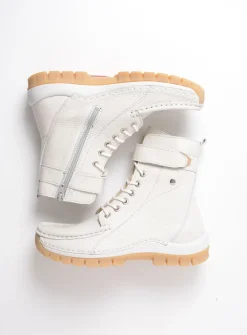 Hoge Veterschoenen|Veterlaarzen<Wolky Reach - creme wit leer cremewitleer