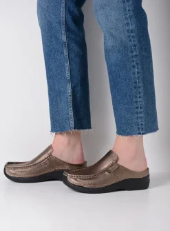 Slippers|Klompen<Wolky Roll Slide - brons geprint leer bronsgeprintleer