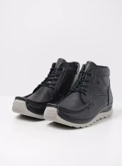 Hoge Veterschoenen<Wolky Salado - zwart leer zwartleer