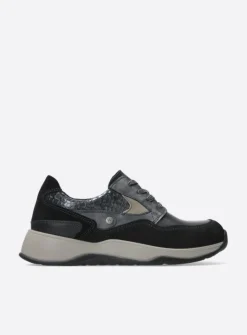 Lage Veterschoenen|Wandelschoenen<Wolky Sappho - zwart combi leer zwartcombileer