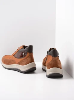 Hoge Veterschoenen|Wandelschoenen<Wolky Scone - cognac combi leer cognaccombileer
