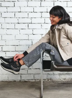 Hoge Veterschoenen|Wandelschoenen<Wolky Scone WR - zwart combi leer zwartcombileer