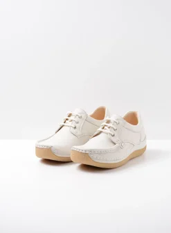 Lage Veterschoenen|Sneakers<Wolky Taranta - creme wit leer cremewitleer