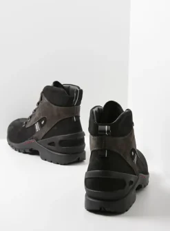 Hoge Veterschoenen|Wandelschoenen<Wolky Traction WP - zwart nubuck zwartnubuck