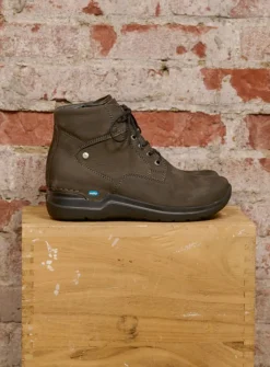 Hoge Veterschoenen|Wandelschoenen<Wolky Whynot HV - asfalt nubuck asfaltnubuck